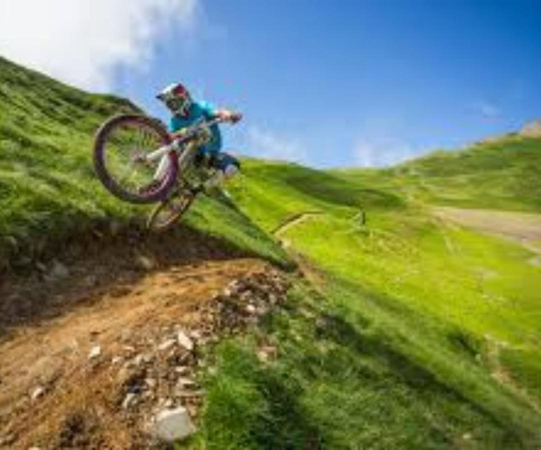 L'Argalyde Esprit Pyrenees Wellness & Cycling Appartement Ayzac-Ost Buitenkant foto